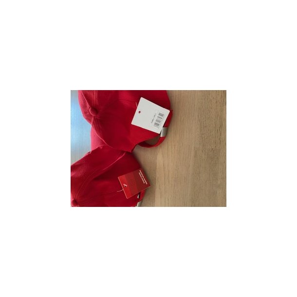 Danmarks Kasket med Dannebrog