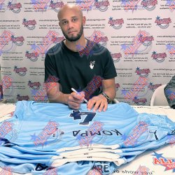 Manchester City FC Kompany Signeret Trje