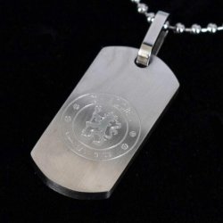 Chelsea F.C. Dog Tag Med Indgraveret Logo i Gaveske