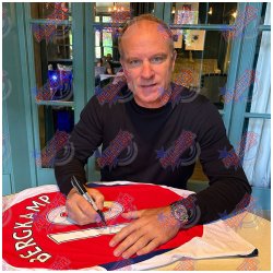 Arsenal FC Dennis Bergkamp og Thierry Henry signerede trjer (indrammet)