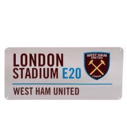 West Ham United F.C. Gadeskilt