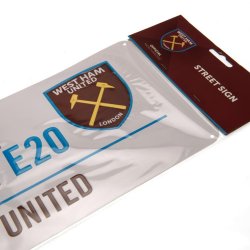 West Ham United F.C. Gadeskilt